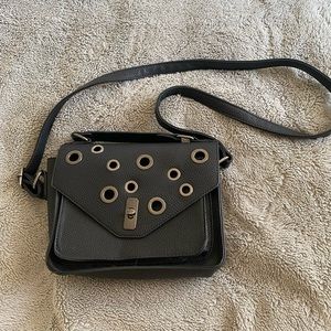 black yoki bag
